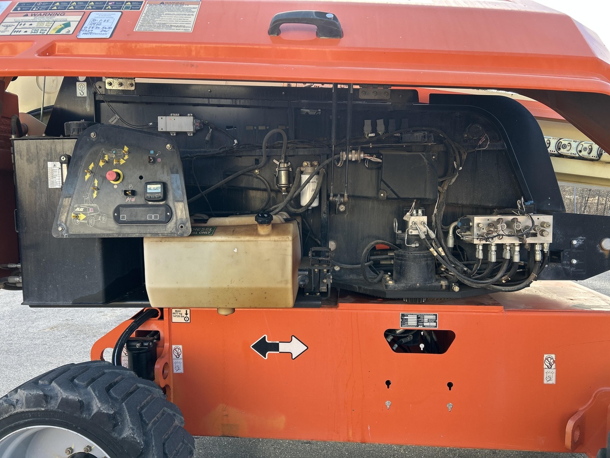 2018 JLG 660SJ-9
