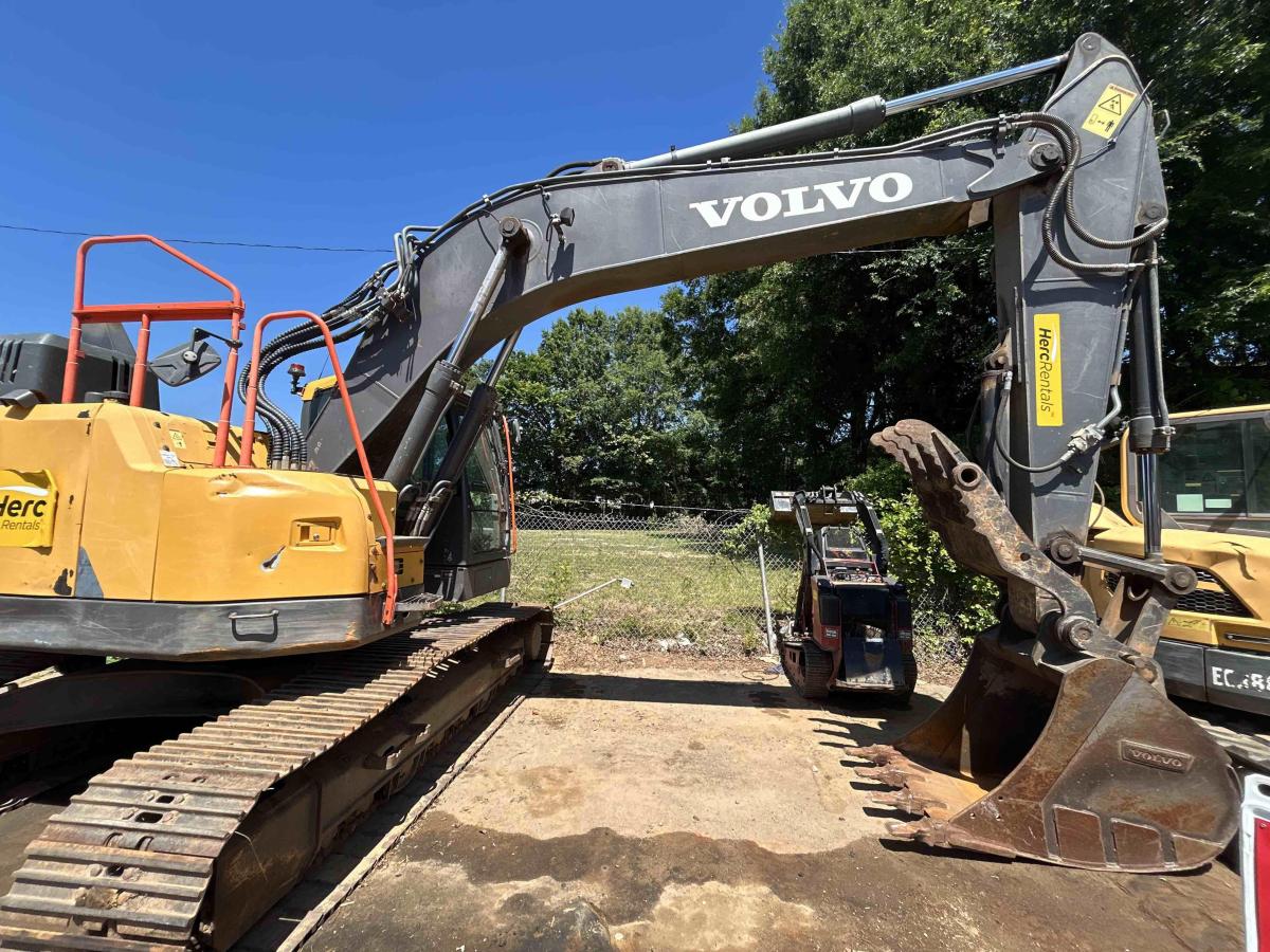 2019 Volvo ECR235EL-4