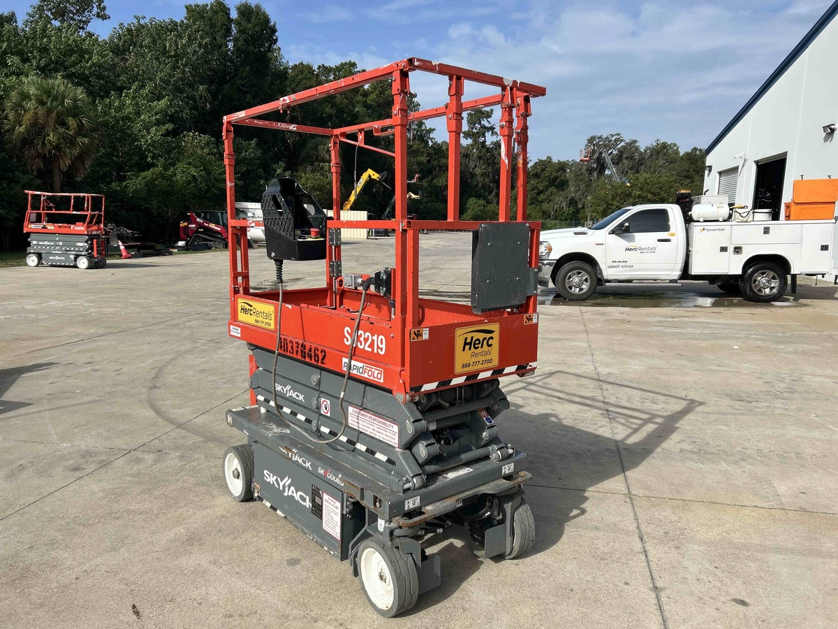 2022 Skyjack SJ3219-2