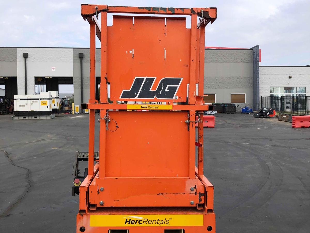 2016 JLG 2632ES