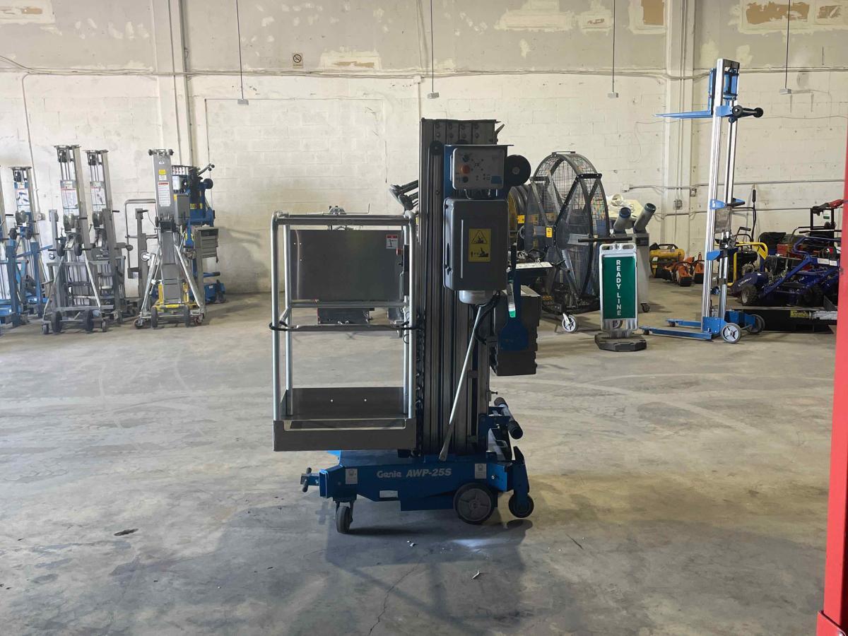 2019 Genie AWP-25S-3