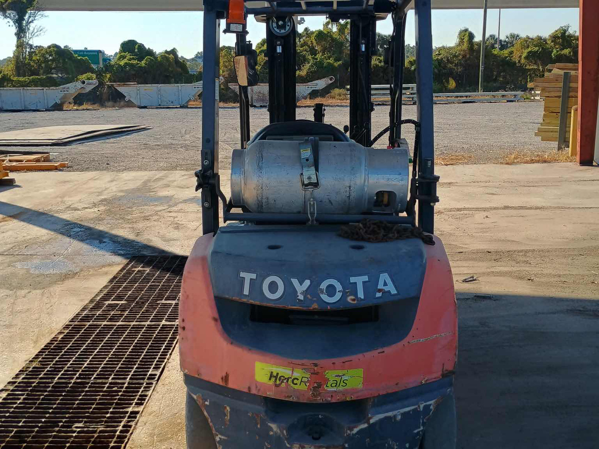 2018 Toyota 8FGU25-4