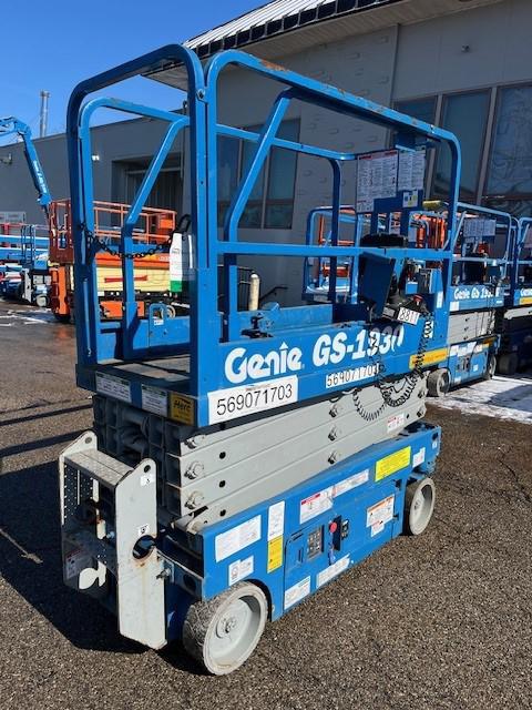 2017 Genie GS-1930
