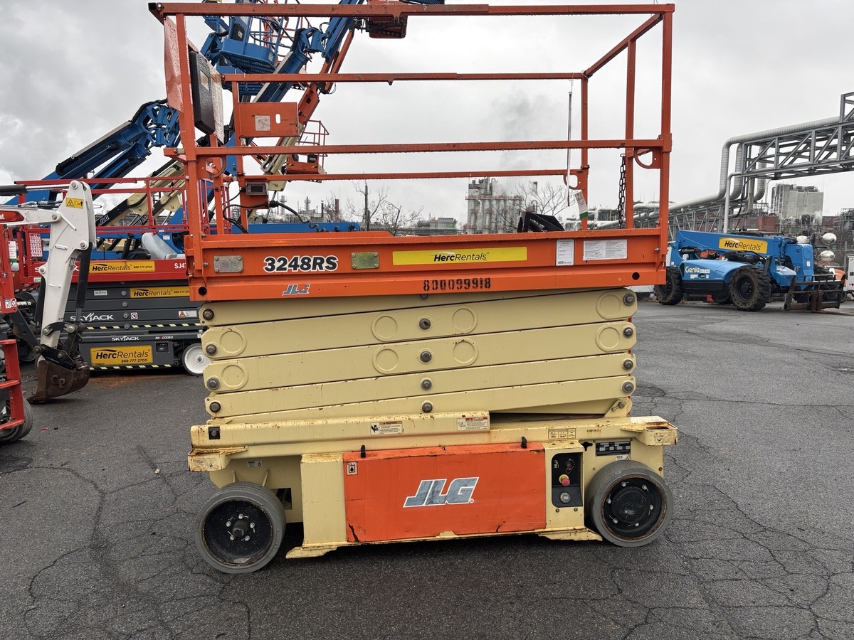 2016 JLG 3248RS-2