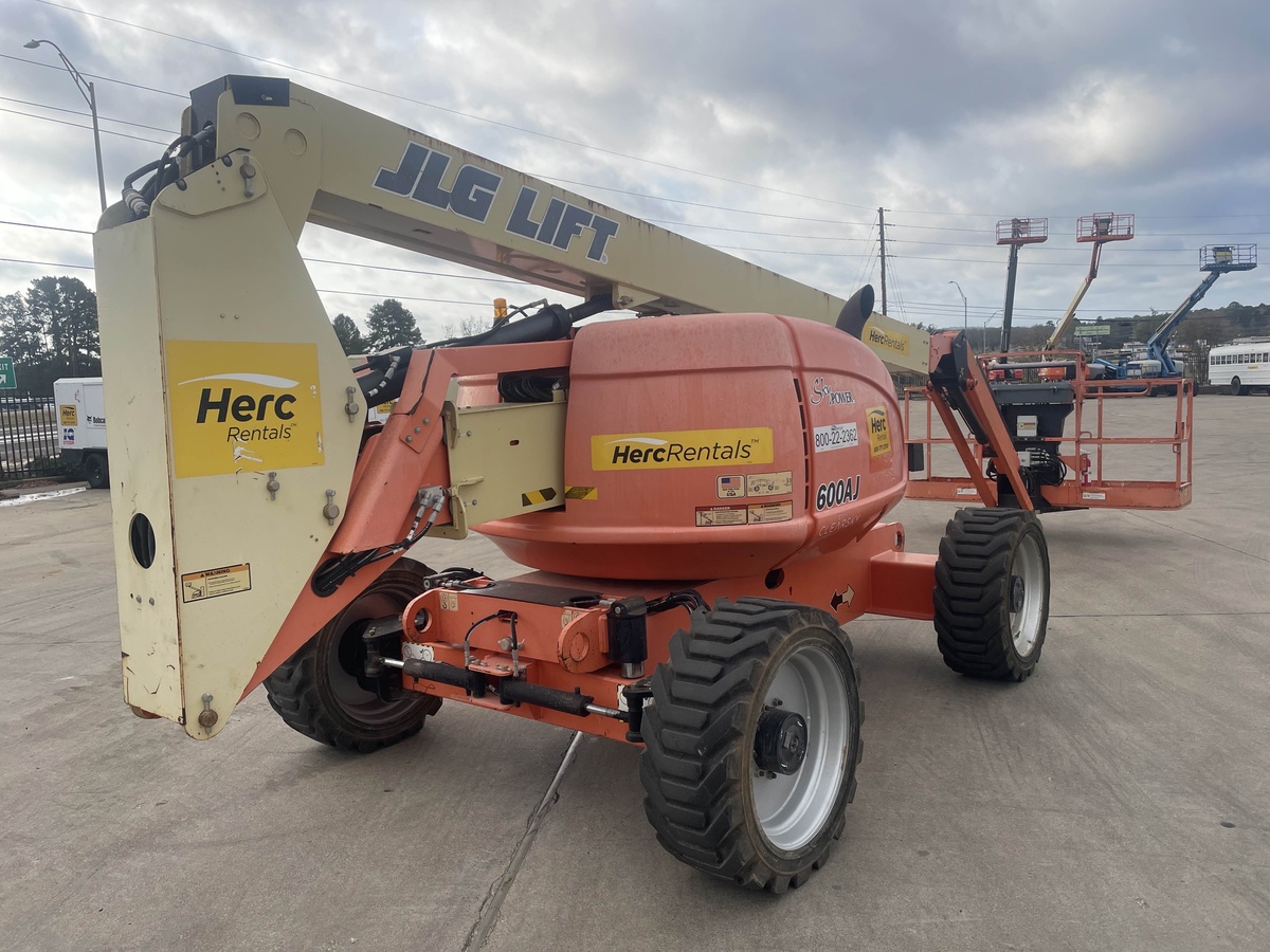 2018 JLG 600AJ-3