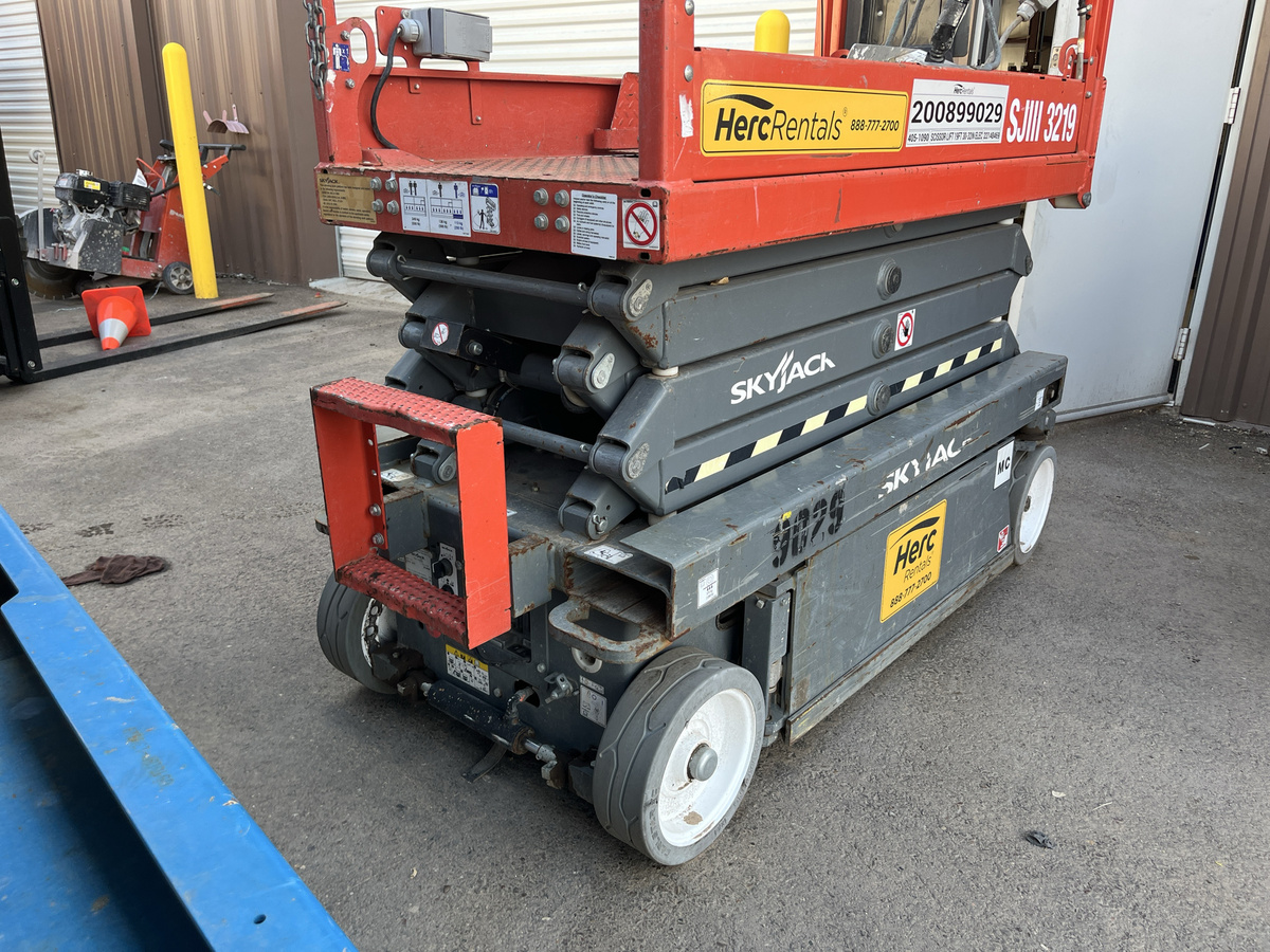 2019 Skyjack SJ3219