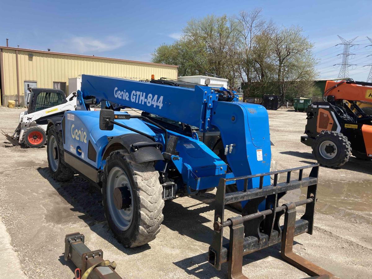 2020 Genie GTH 844