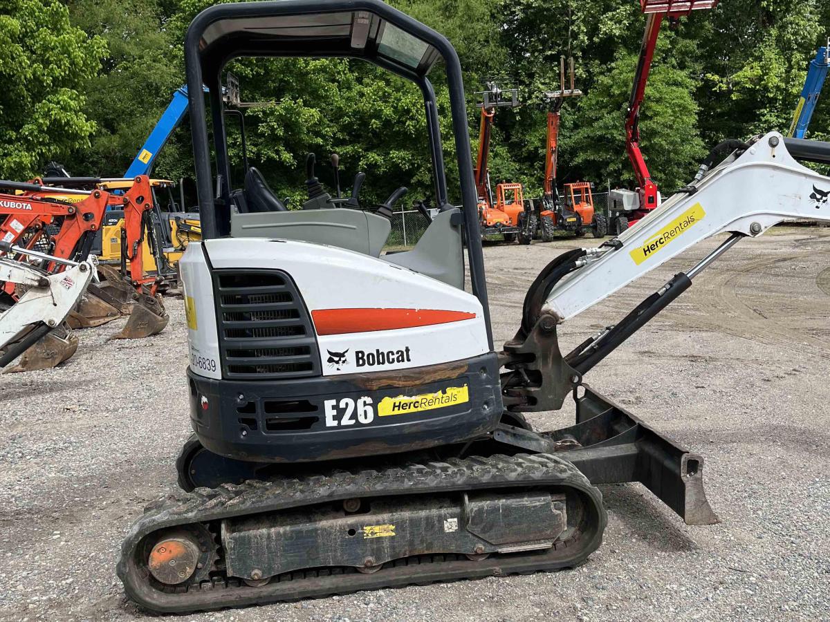 2018 Bobcat E26