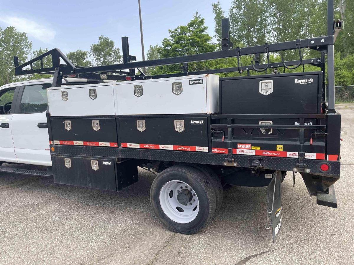 2021 Ford F550