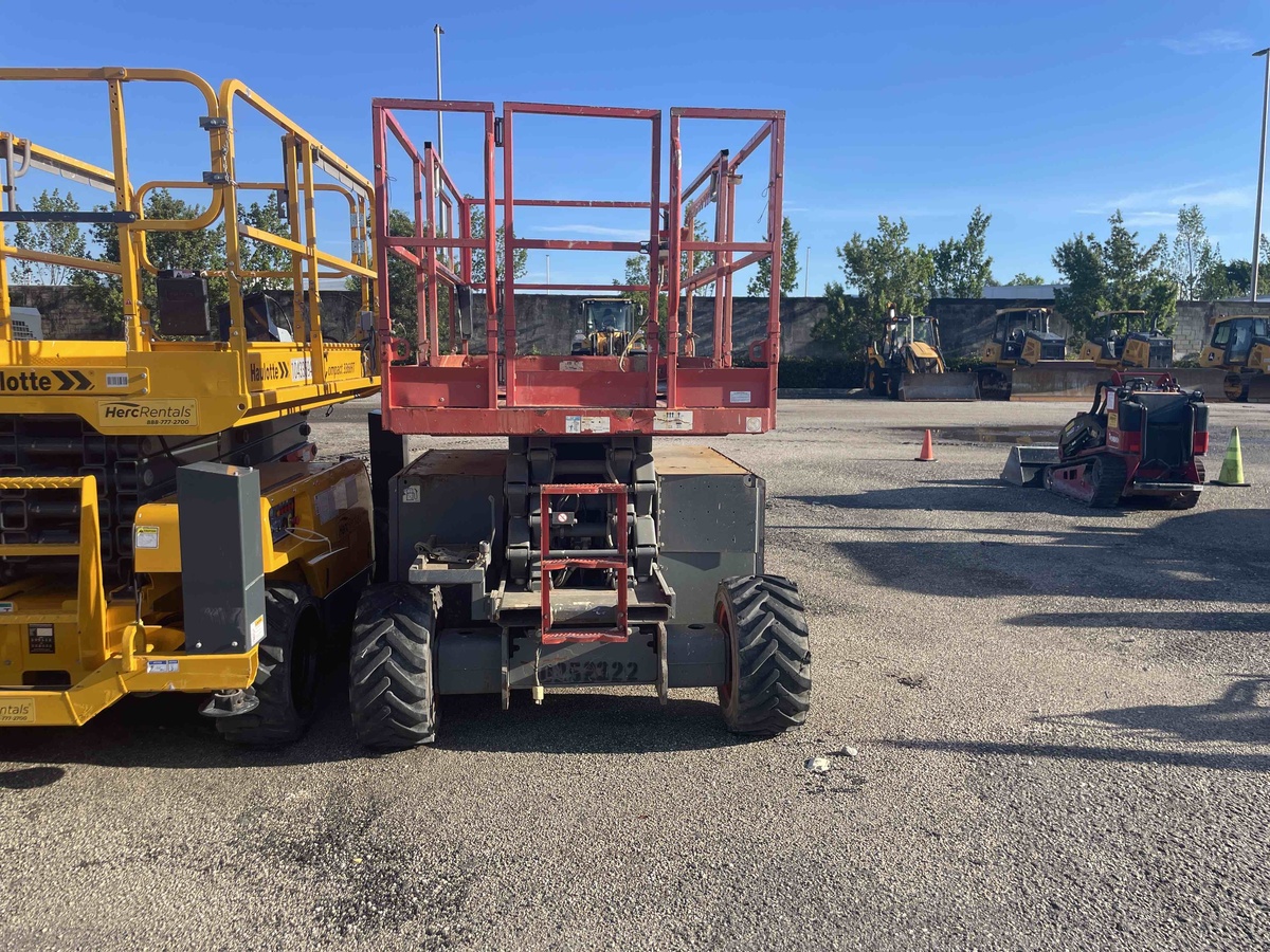 2018 Skyjack SJ-6832RT-3