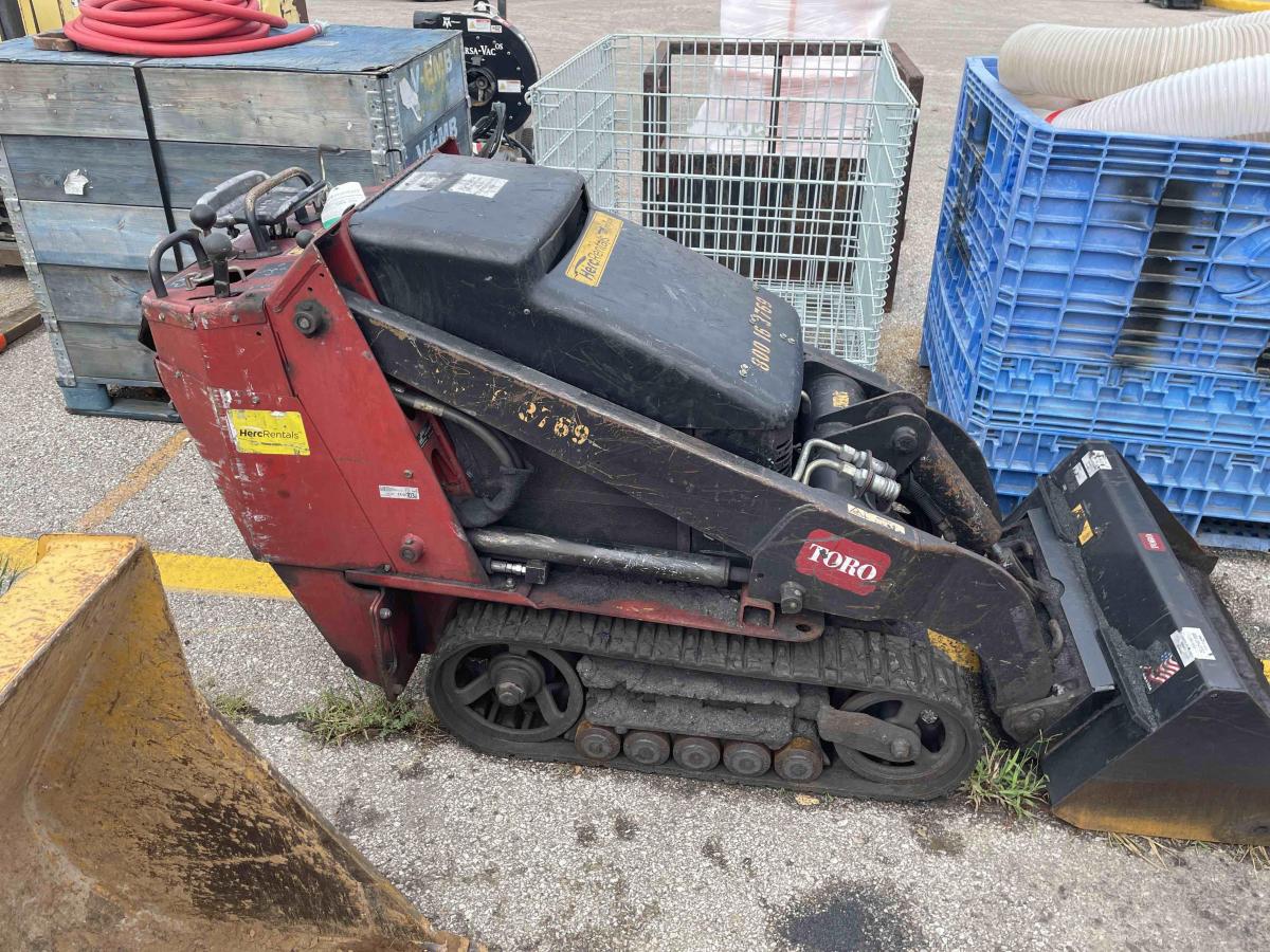 2017 Toro DINGO TX525N