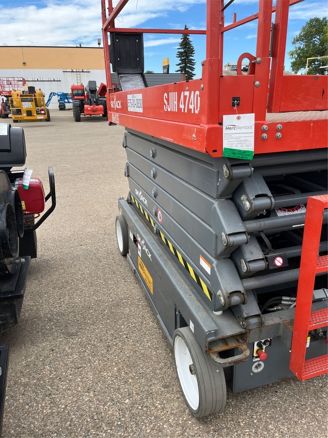 2018 Skyjack SJ4740-3