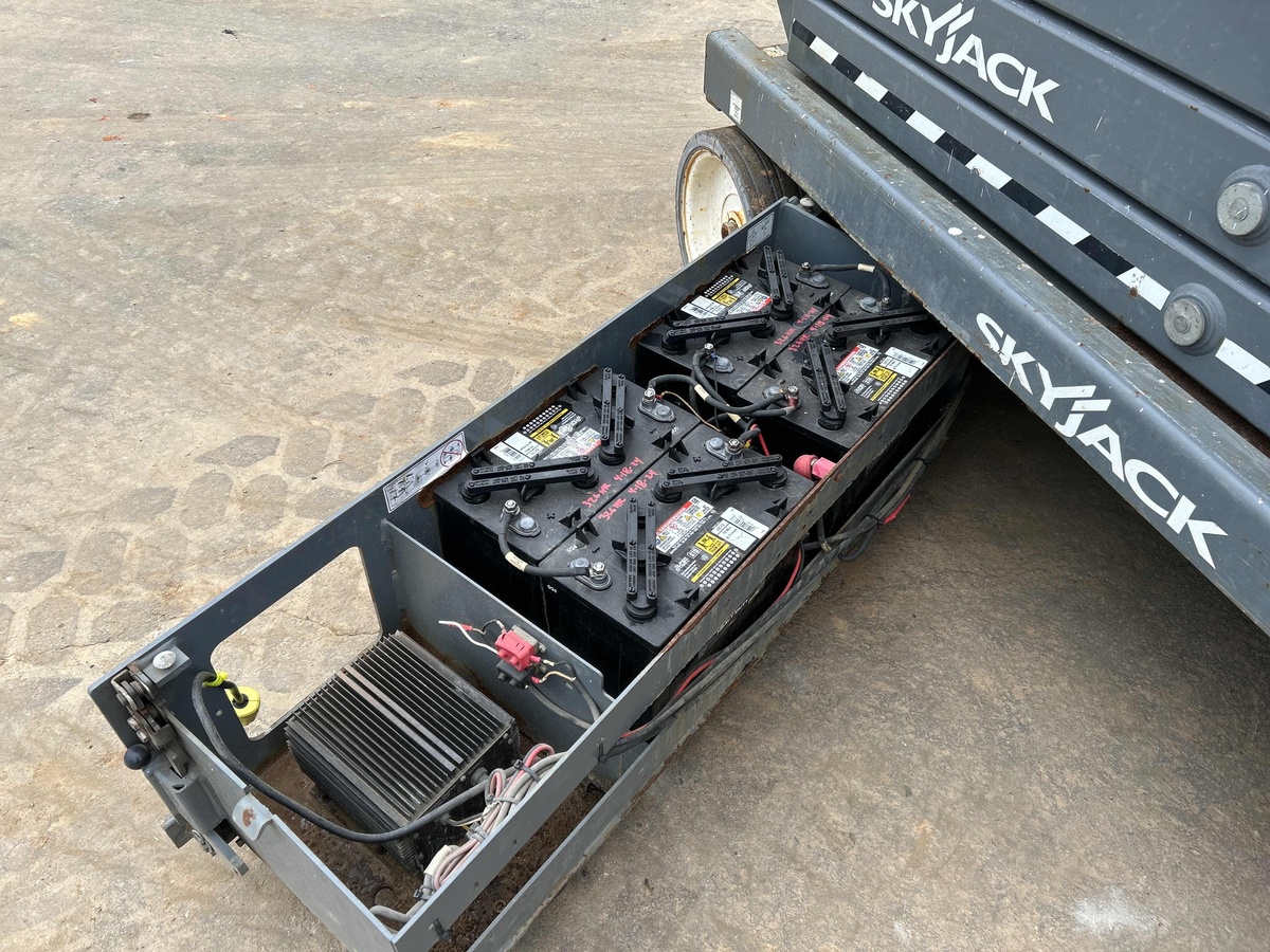 2018 Skyjack SJ4740-5