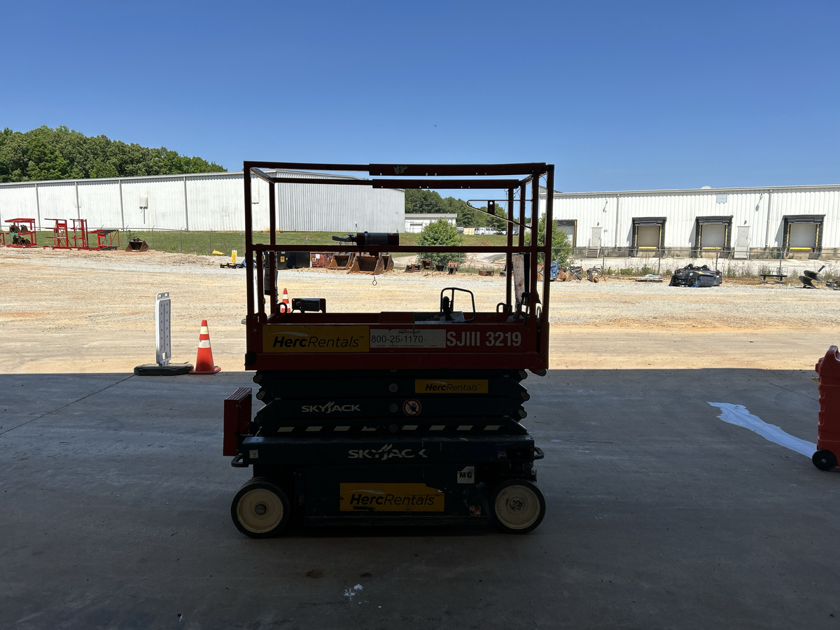 2019 Skyjack SJ3219