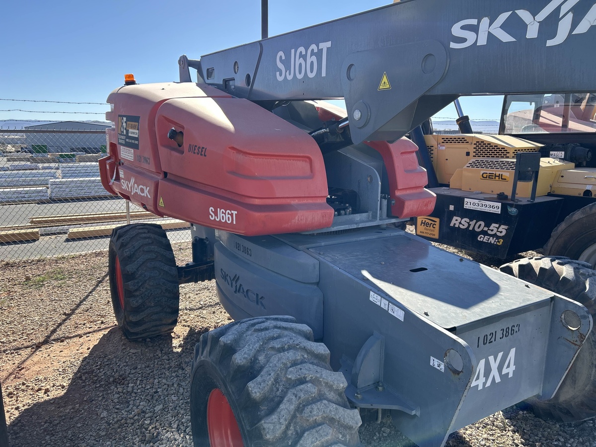 2017 Skyjack SJ66 T-4