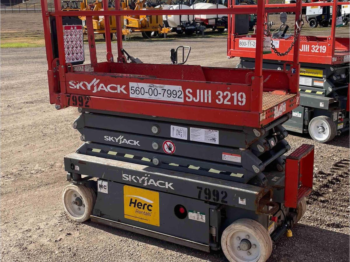 2016 Skyjack SJ3219