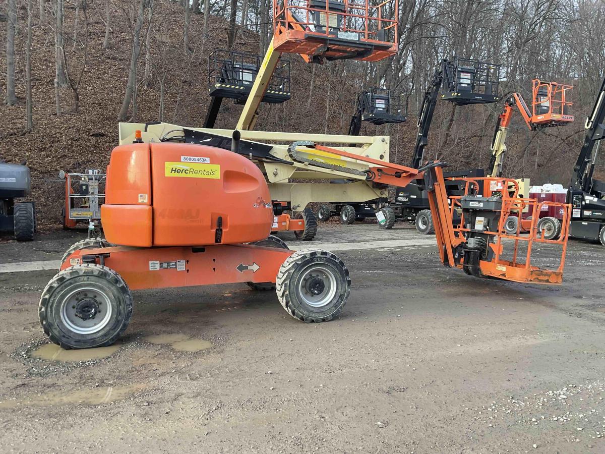 2015 JLG 450AJ