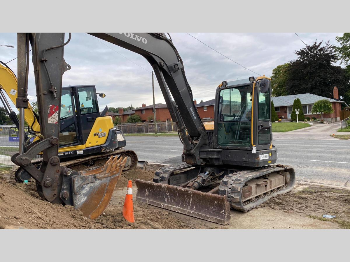 2017 Volvo ECR88D