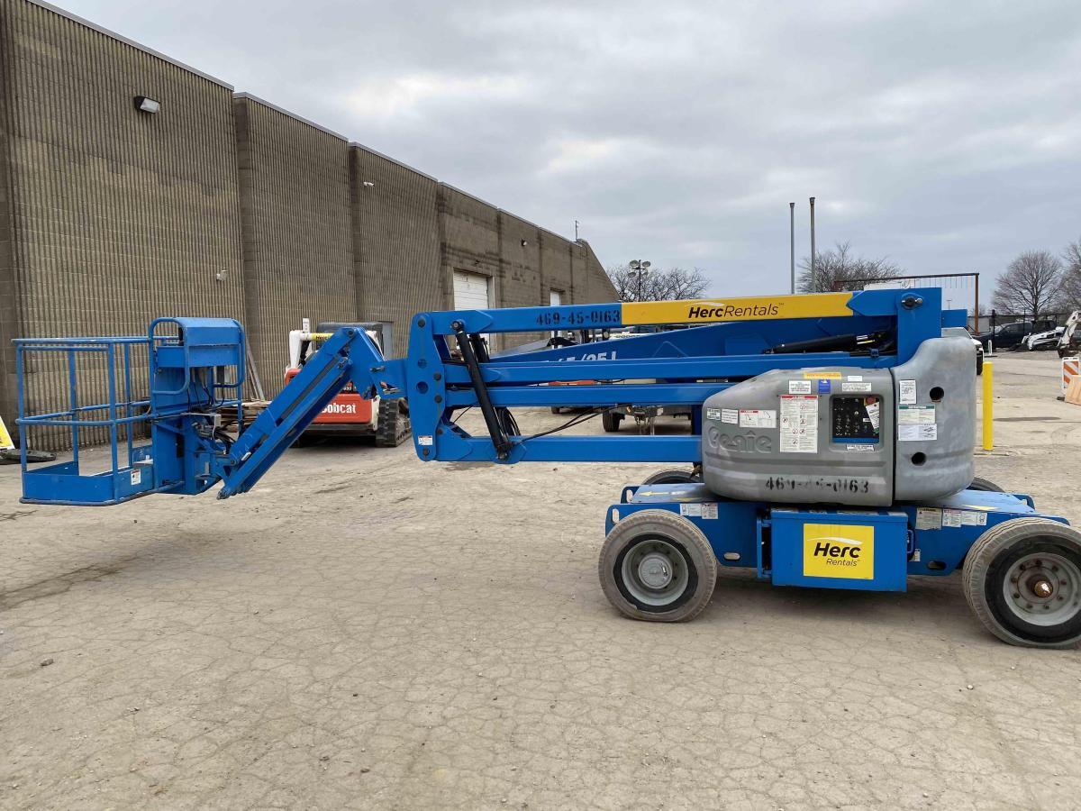 2012 Genie Z-45/25J-2