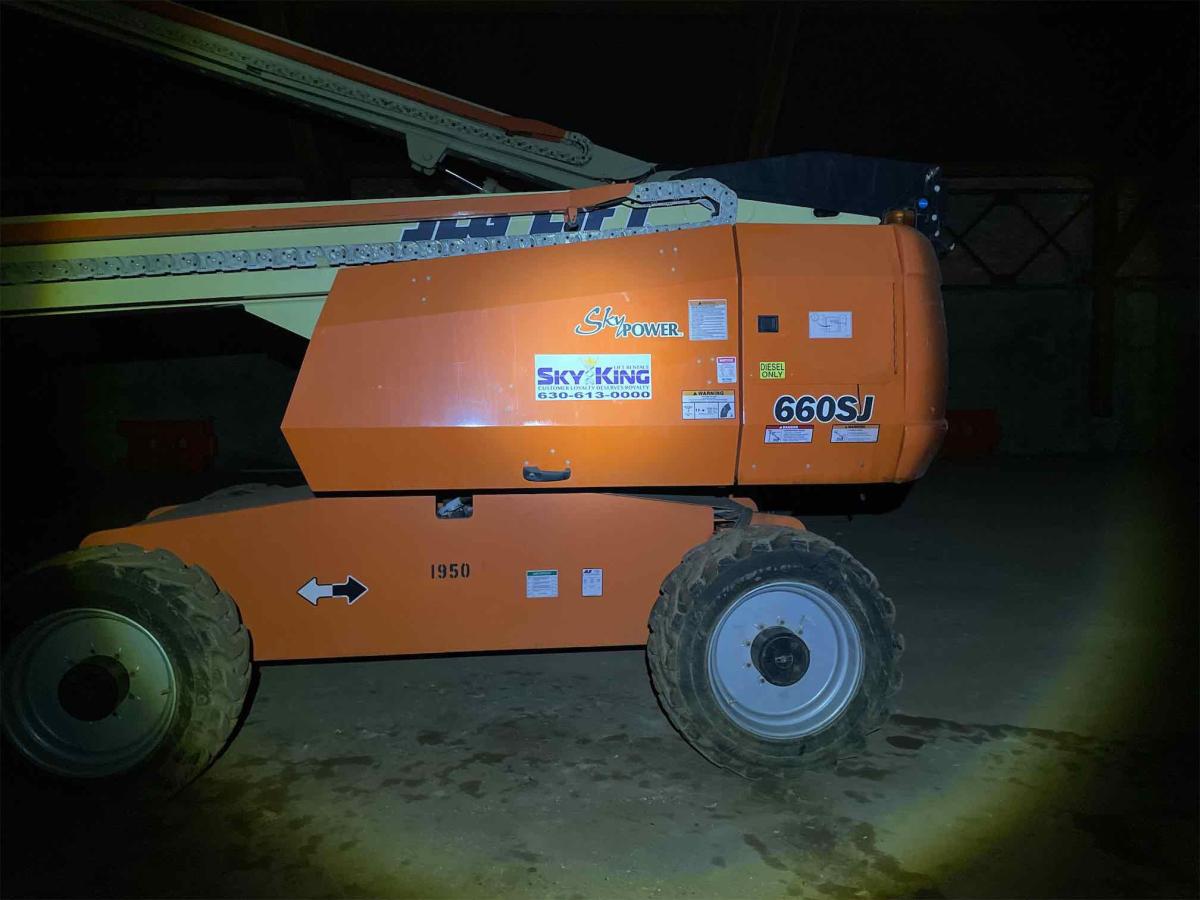 2013 JLG 660SJ