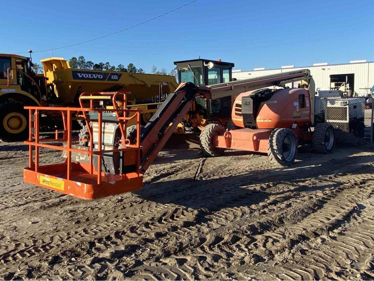 2016 JLG 600AJ