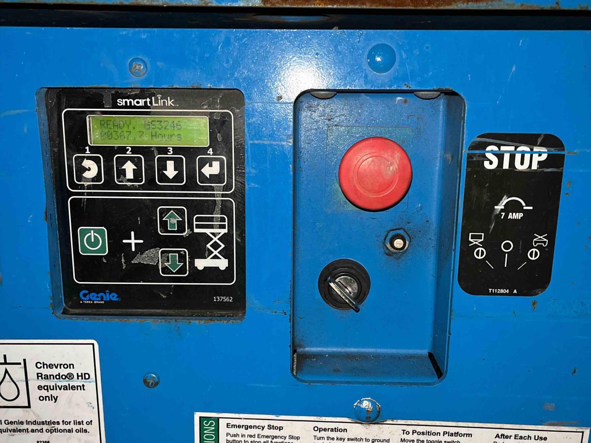2016 Genie GS-3246