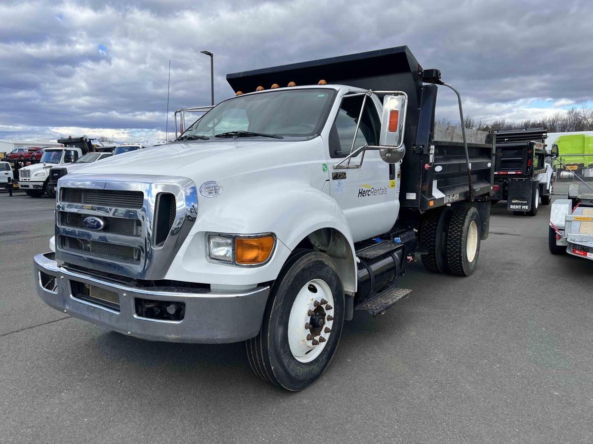 2015 Ford F750