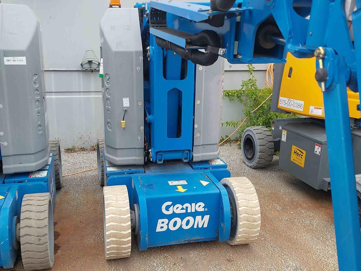 2013 Genie Z-30/20N RJ-2