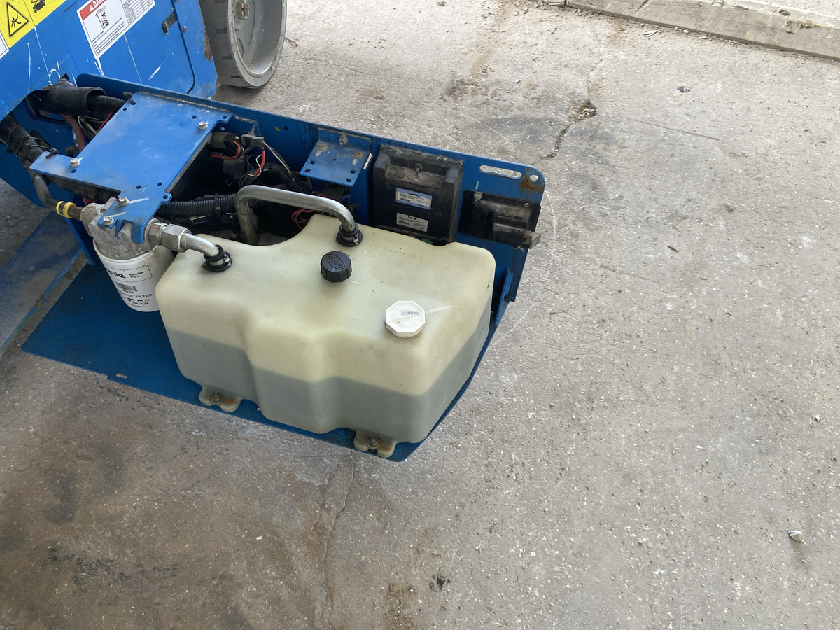 2019 Genie GS-3232-10