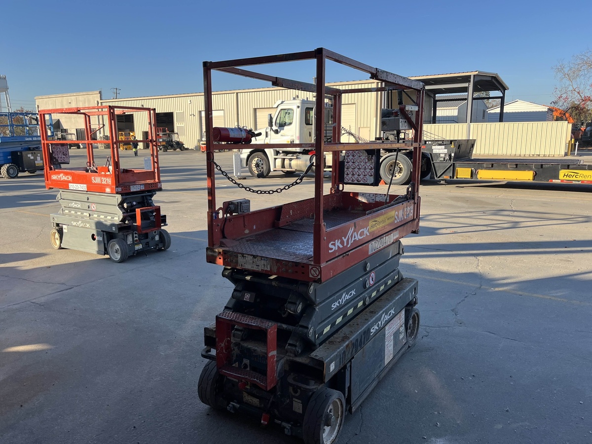 2017 Skyjack SJ3219-3