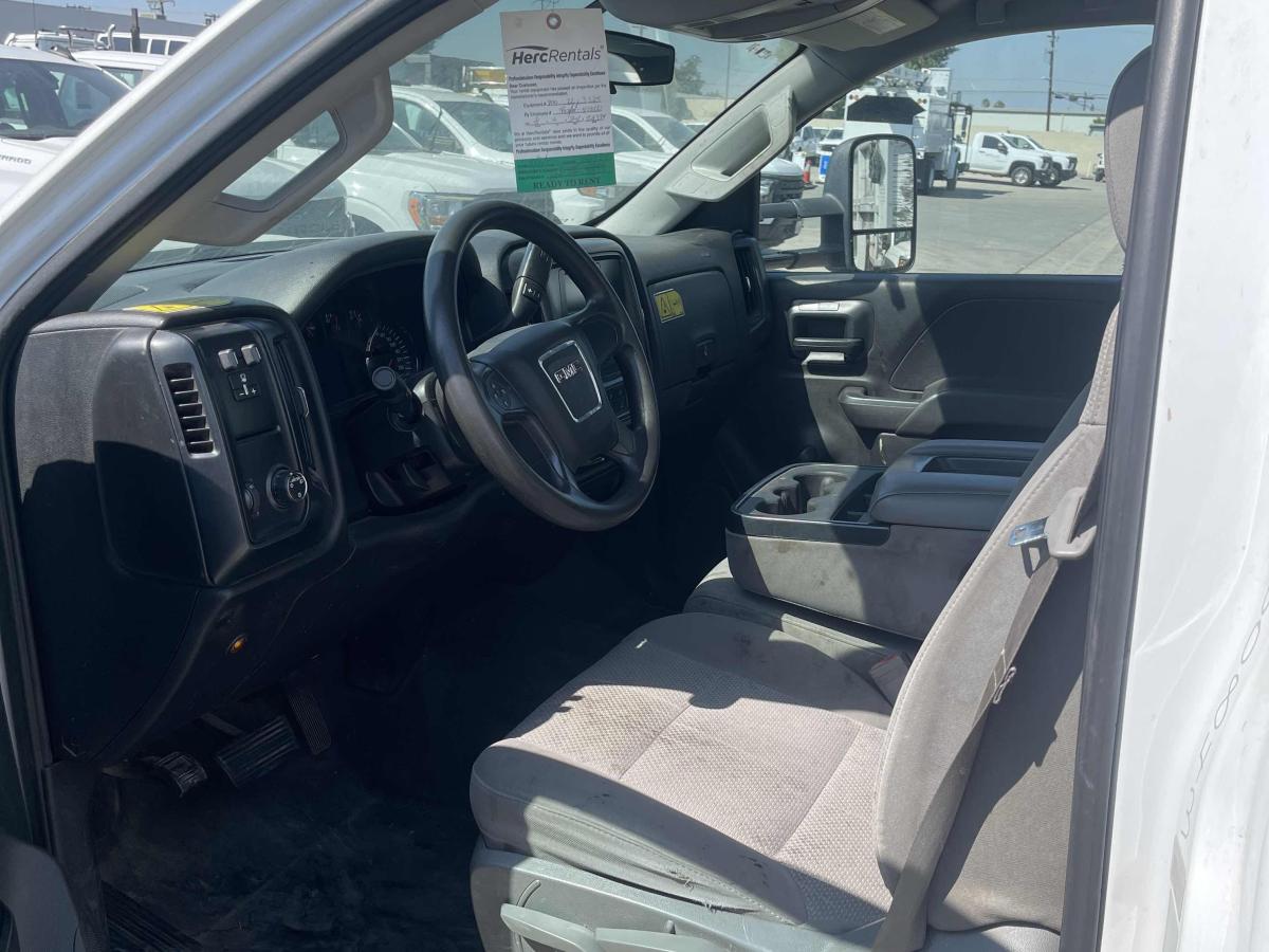 2016 GMC 3500
