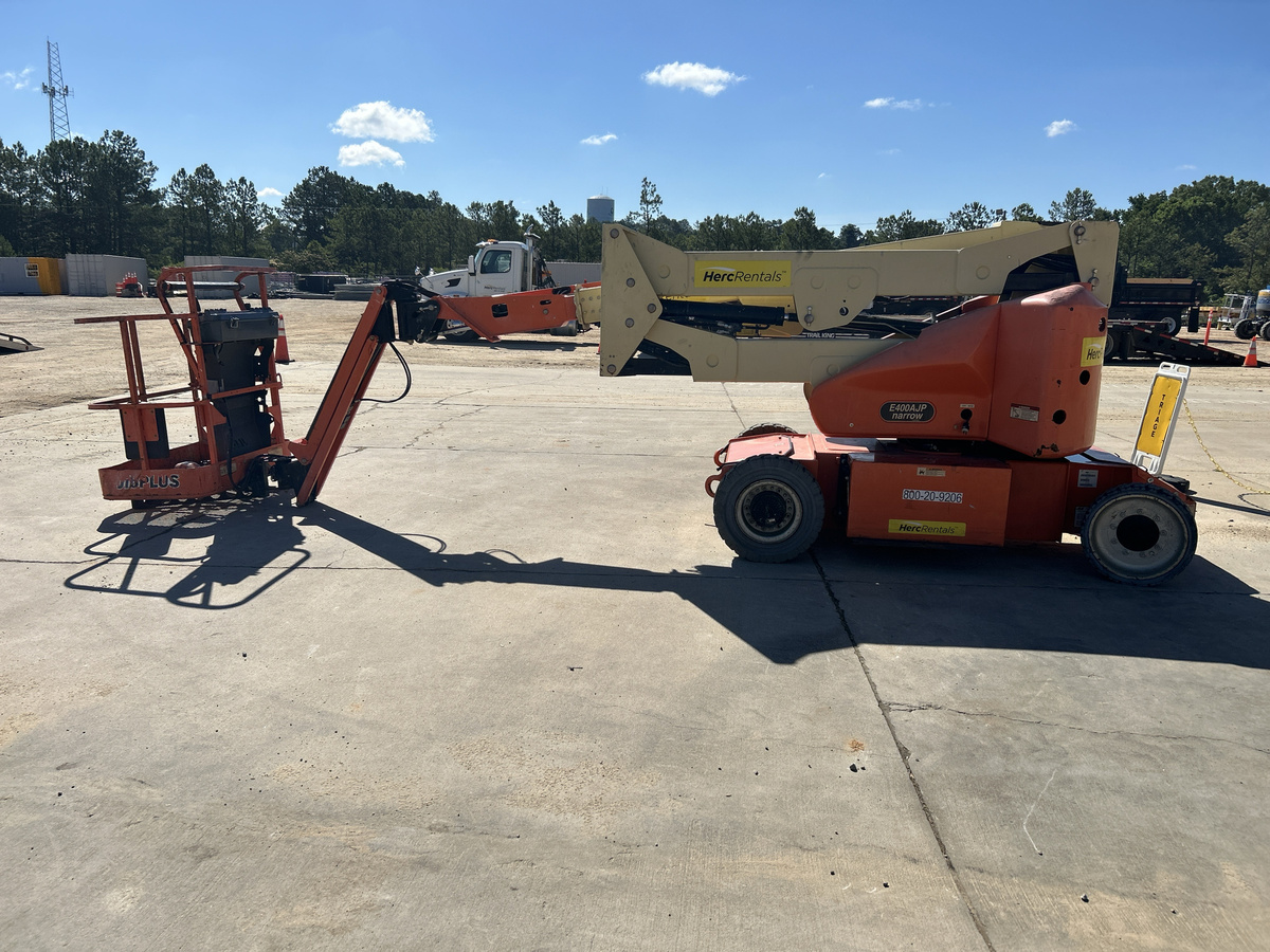 2018 JLG E400AJPN