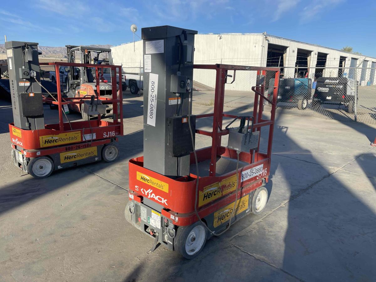 2019 Skyjack SJ16