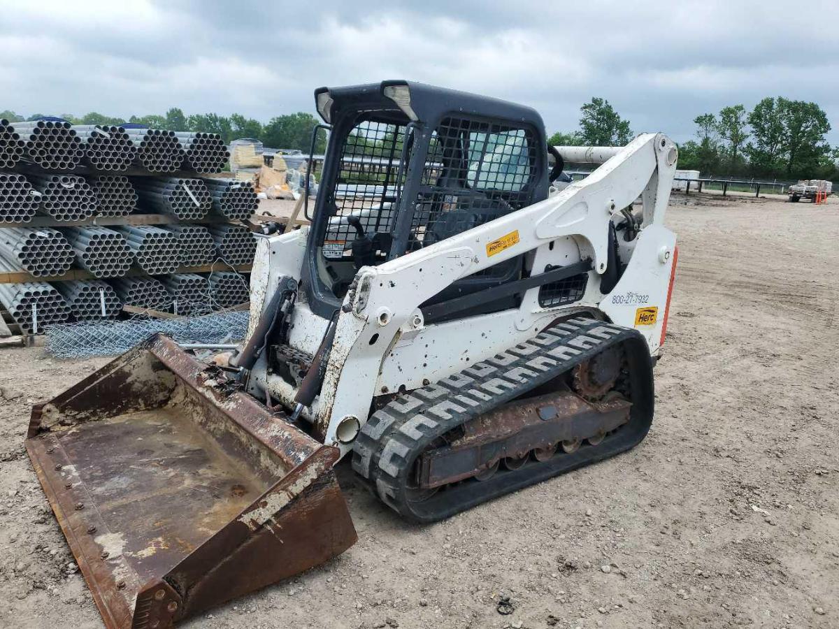 2020 Bobcat T740