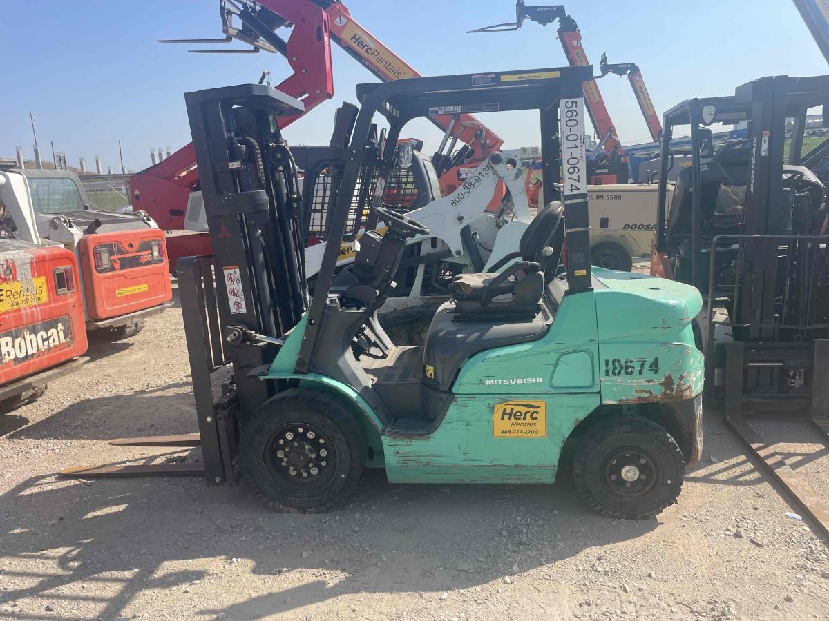 2019 Mitsubishi FG25N
