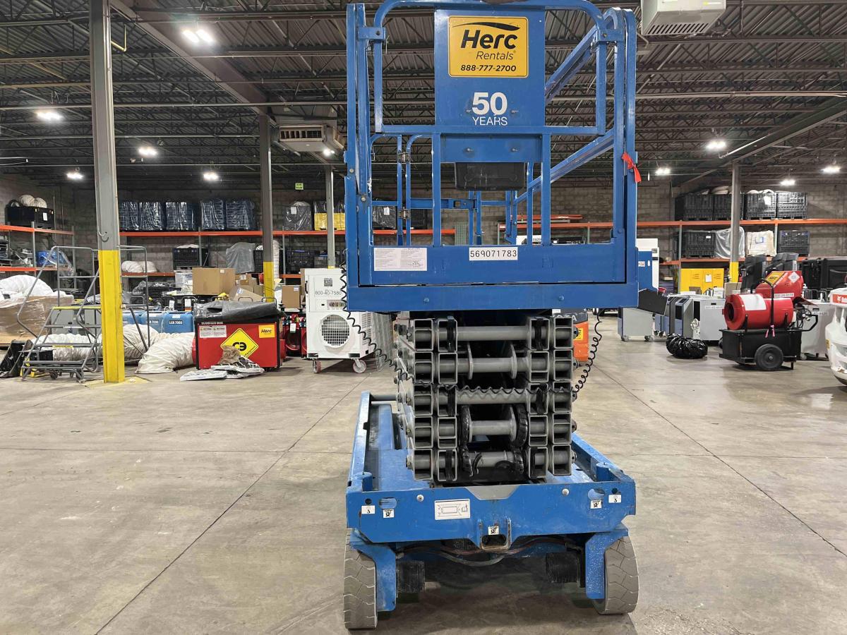 2016 Genie GS-4047