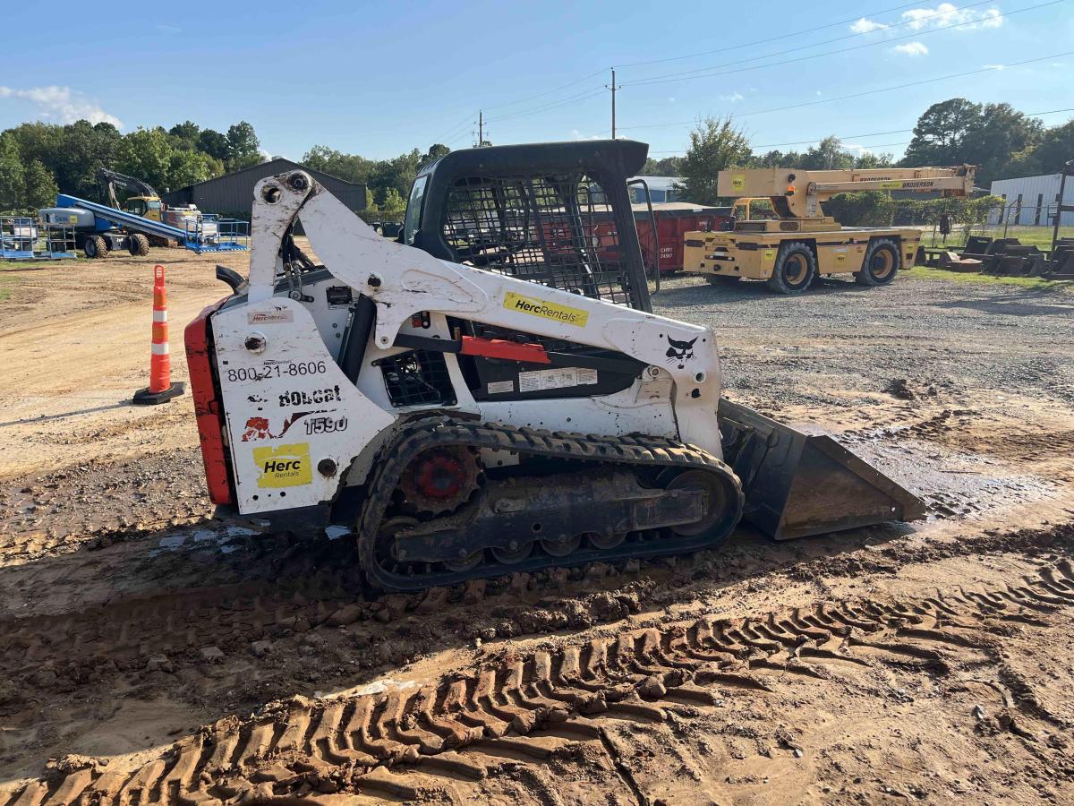 2018 Bobcat T590