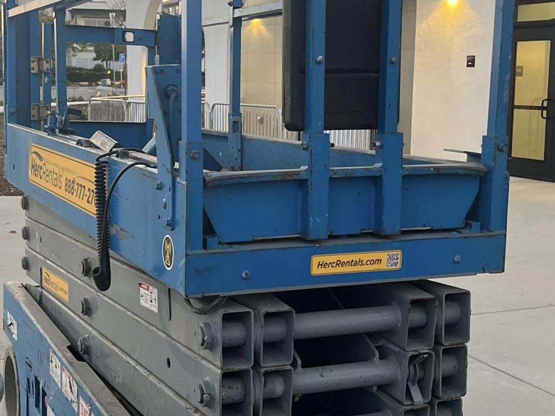 2016 Genie GS-2632