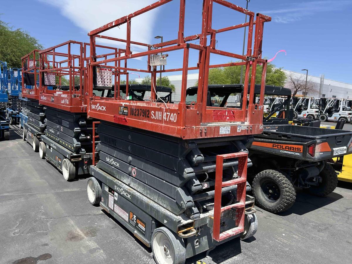 2018 Skyjack SJ4740