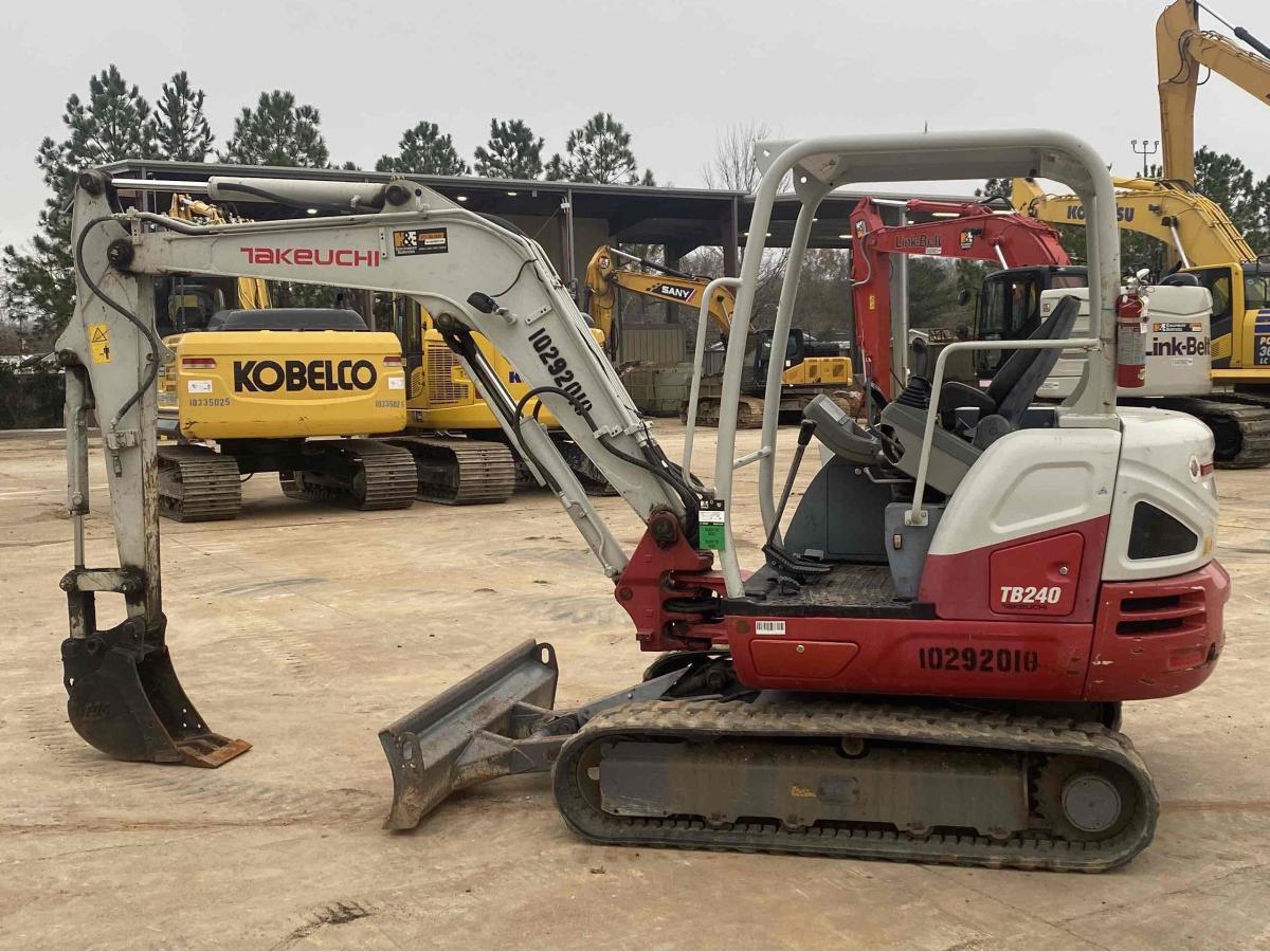 2020 Takeuchi TB240