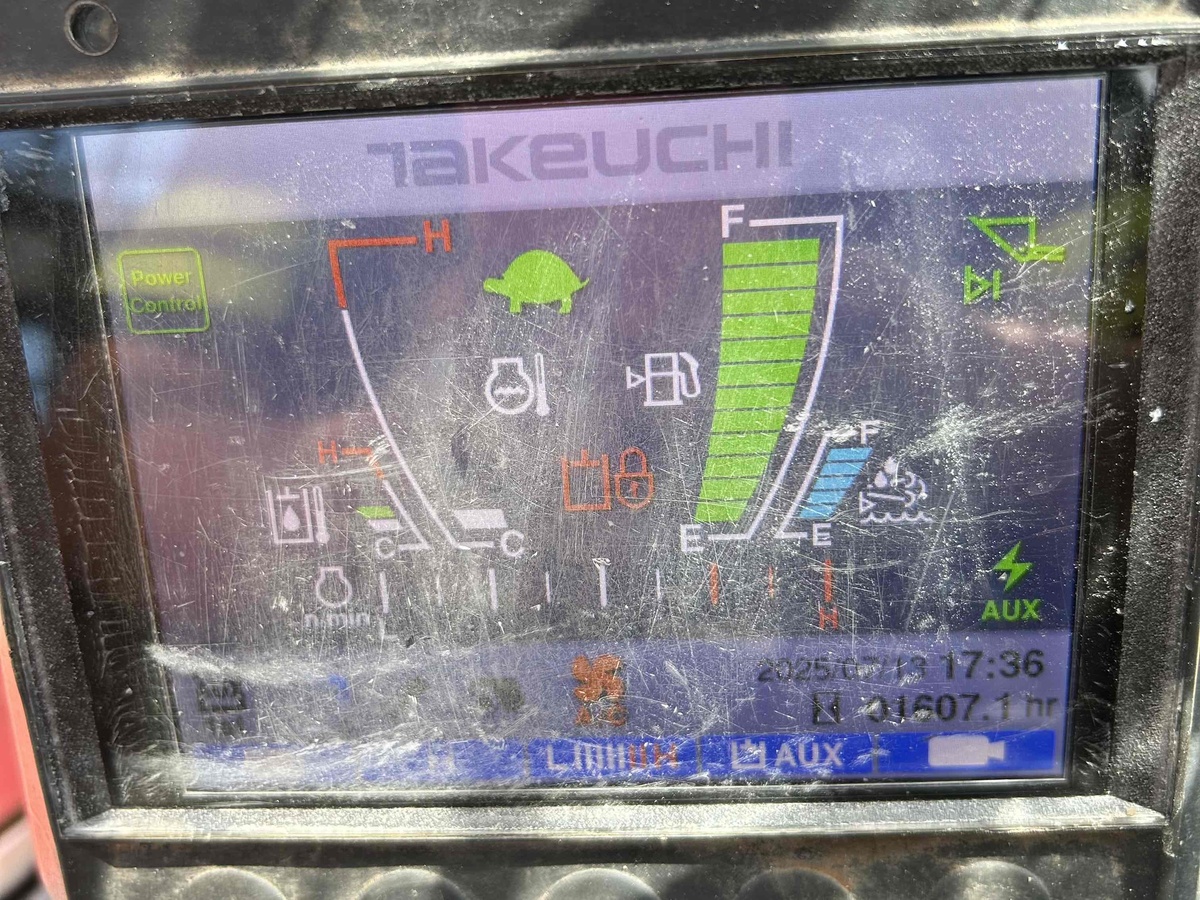 2020 Takeuchi TL12V2