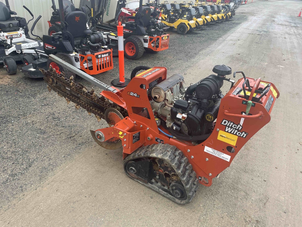 2020 Ditch Witch C24X-2