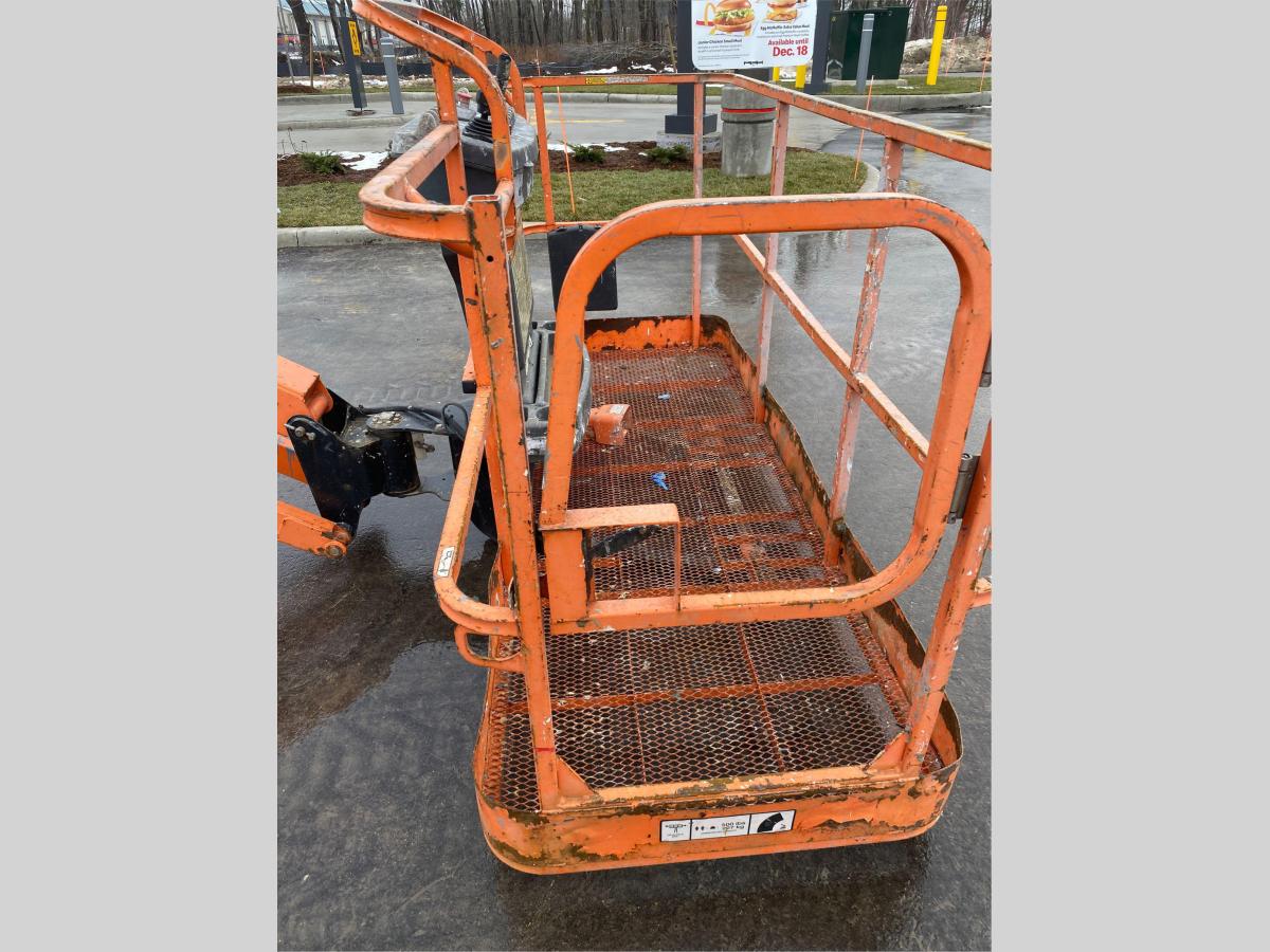 2014 JLG 460SJ