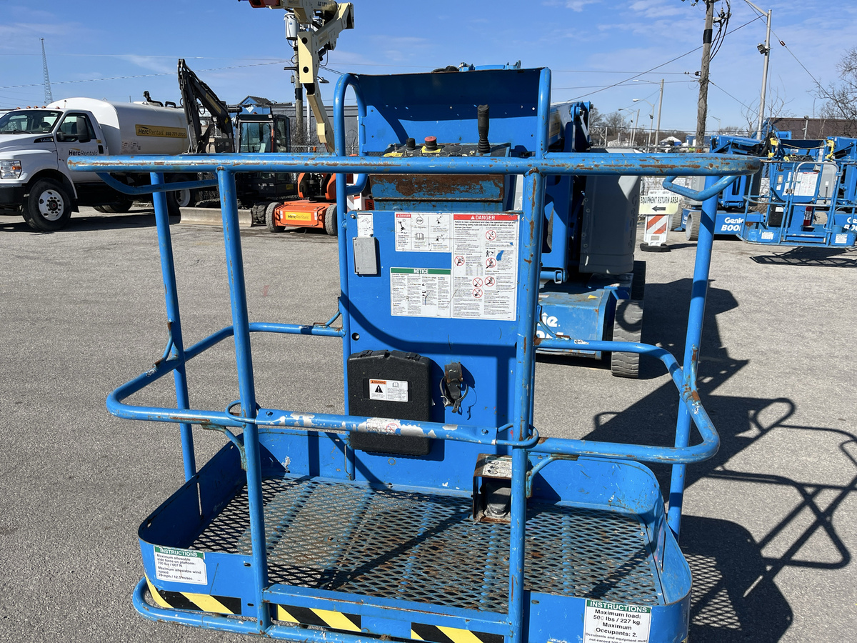 2013 Genie Z-34/22 N-2