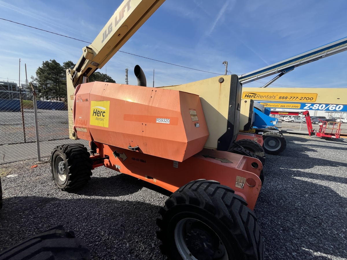 2012 JLG 800AJ-4