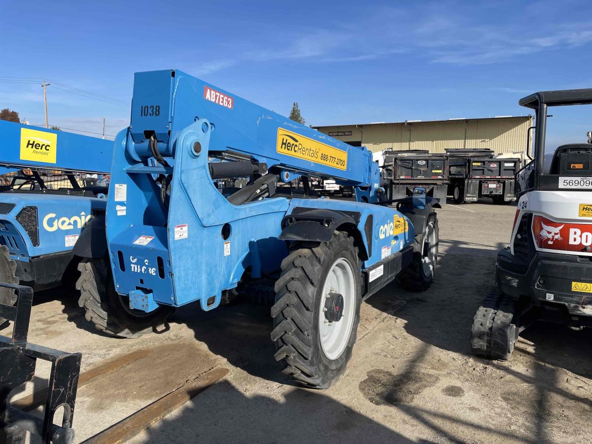2017 Genie GTH-636