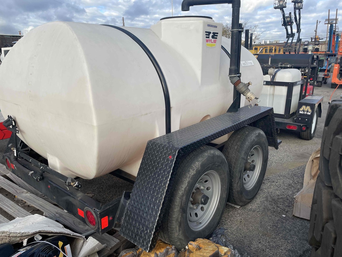 2021 Wylie EXP-800-S (Water Trailer 800 Gal)-2