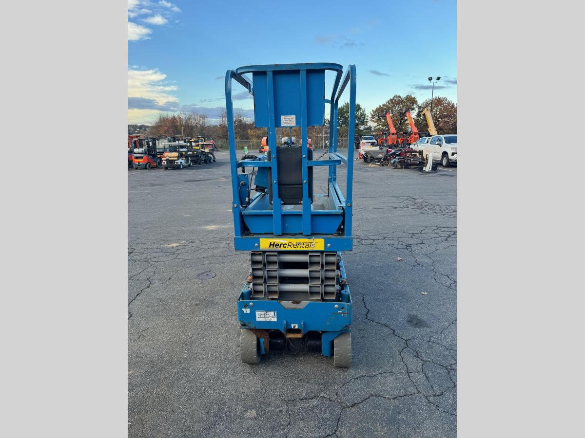2017 Genie GS-1930