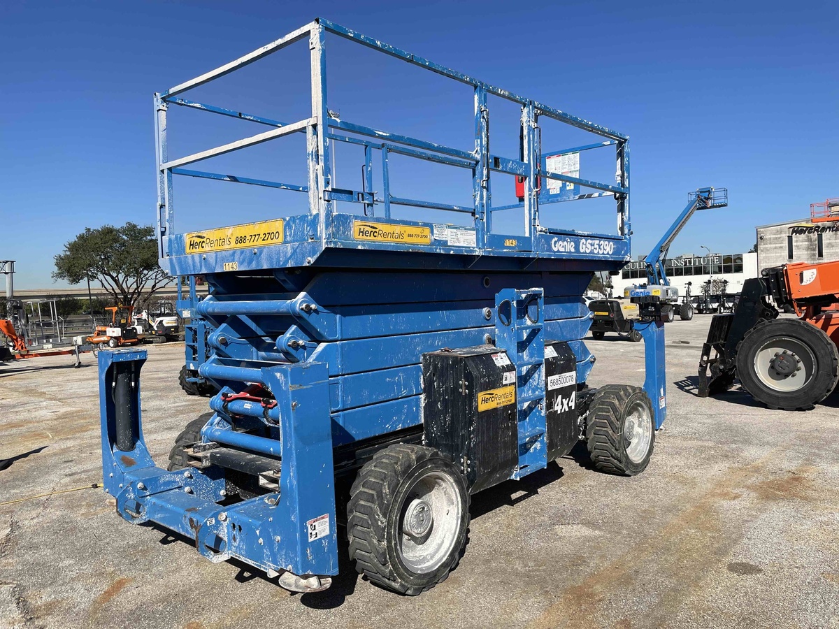 2018 Genie GS-5390 RT-4