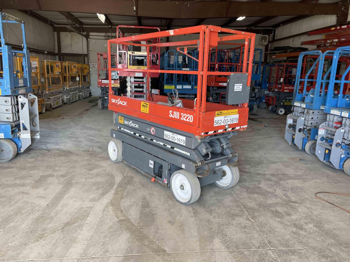 2018 Skyjack SJ-3220